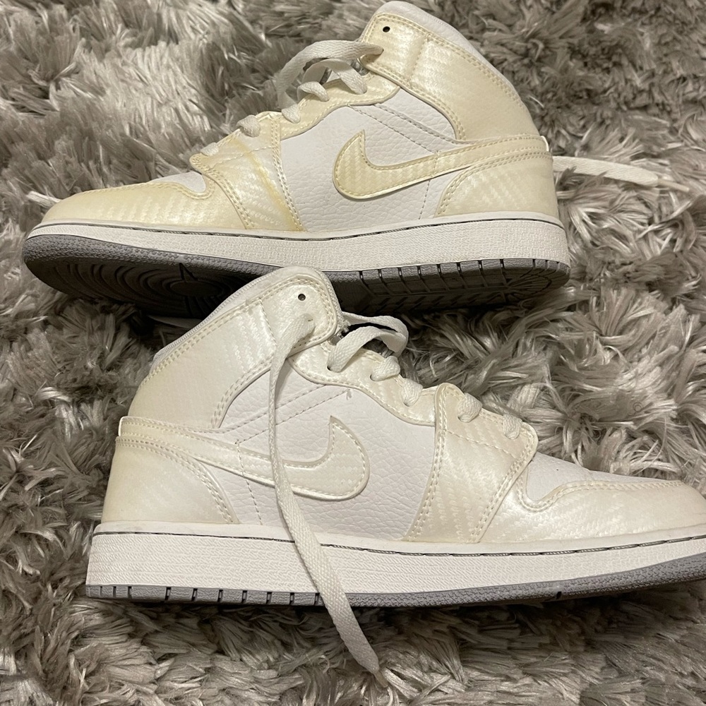 Air Jordan 1 Phat (GS)